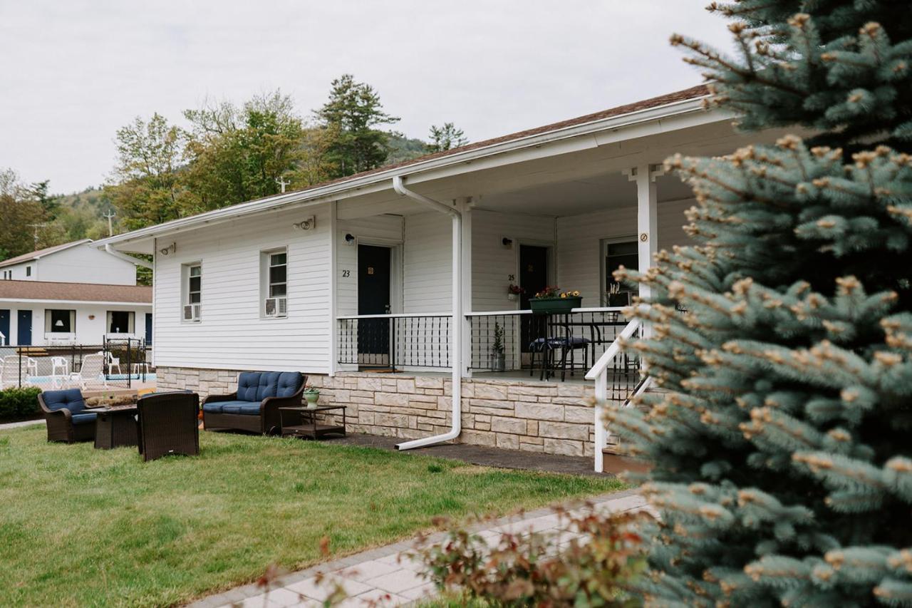 Blue Moon Motel
